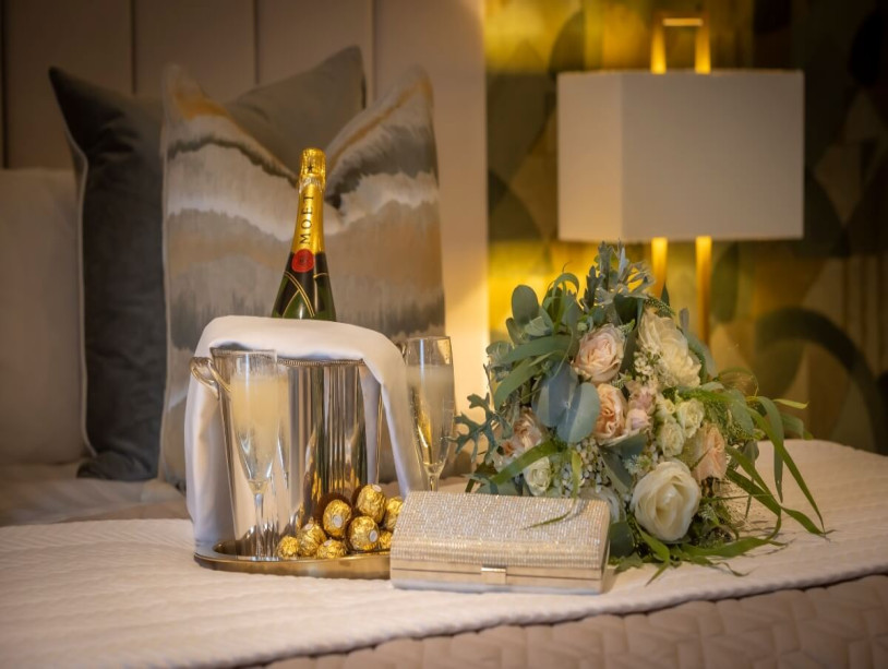 Bridal room detail cms-bracken-court