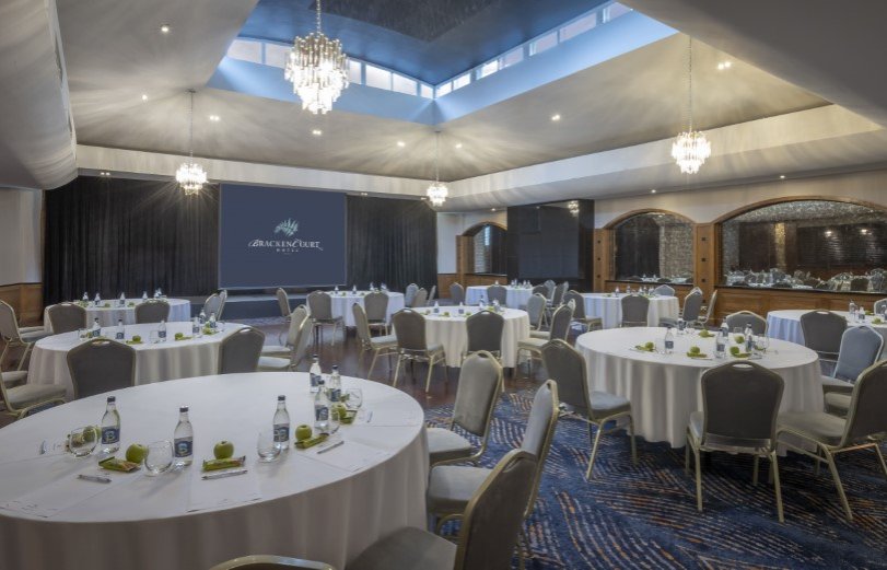 Cabaret  custom cms-bracken-court