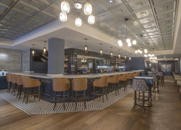 Bar  custom cms-bracken-court