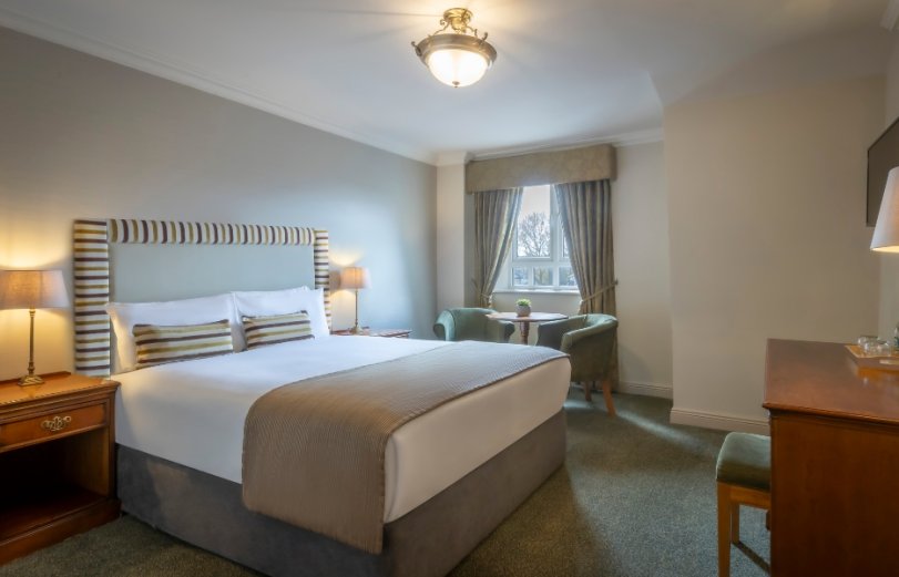 Bedroom cms-bracken-court